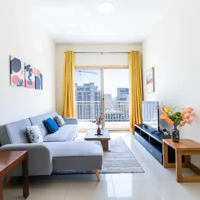 RH- Bright 1BR in JVC
