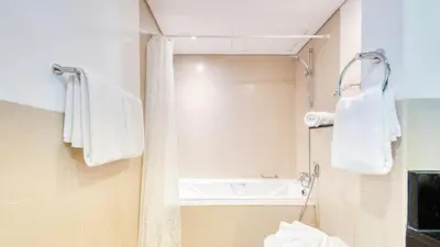 Gallery image of Stunning 1 Bedroom Apartment in Down Town in Dubai