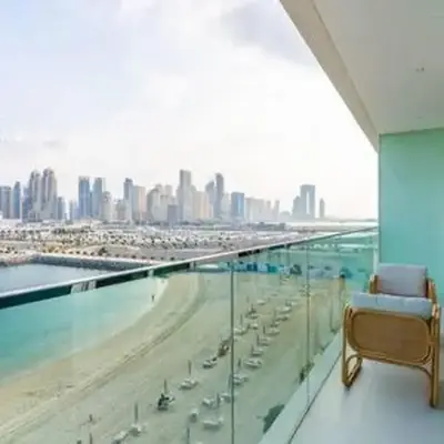 Private Beachfront 1 Bed With 180 view of Marina Skyline